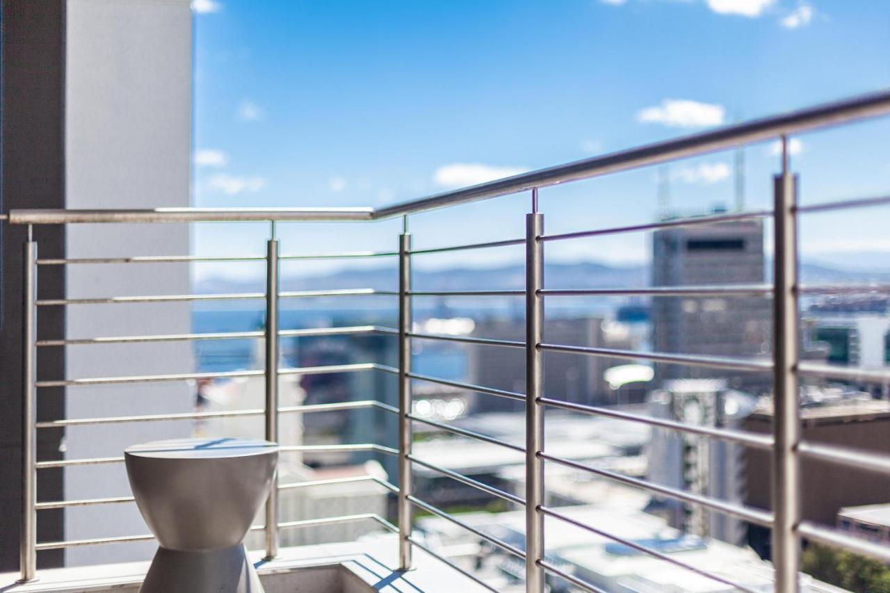 Luxurious 16 On Bree Studio Apartment - Harbour Views Cape Town Exterior foto