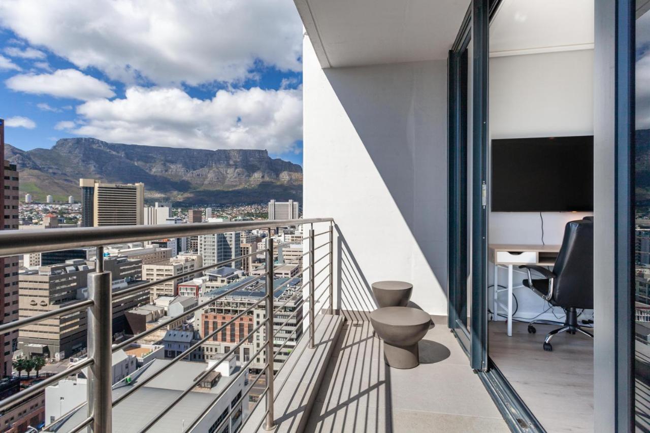 Luxurious 16 On Bree Studio Apartment - Harbour Views Cape Town Exterior foto